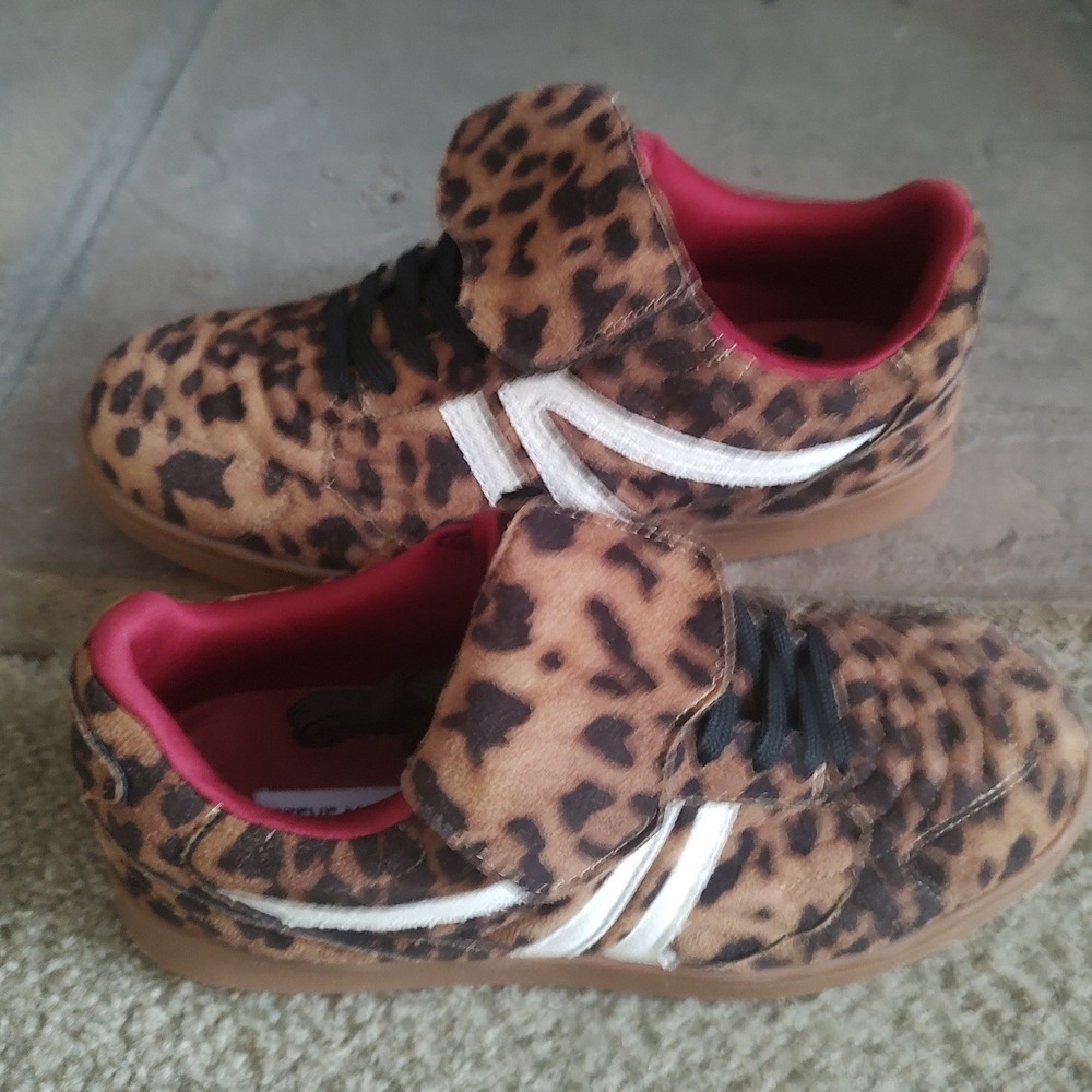 Steve Madden Madrid Leopard Print Sneakers Brown Pink‎ MADR03S1 Womens 7.5 M